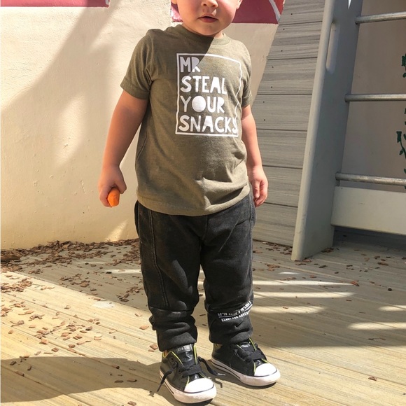 “Mr. Steal Your Snacks” Toddler T-Shirt. 2T Boys Olive green Rabbit Skins Tee - Picture 3 of 4